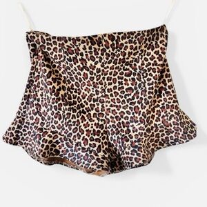 Leopard 🌻‎ Print Women's Shorts